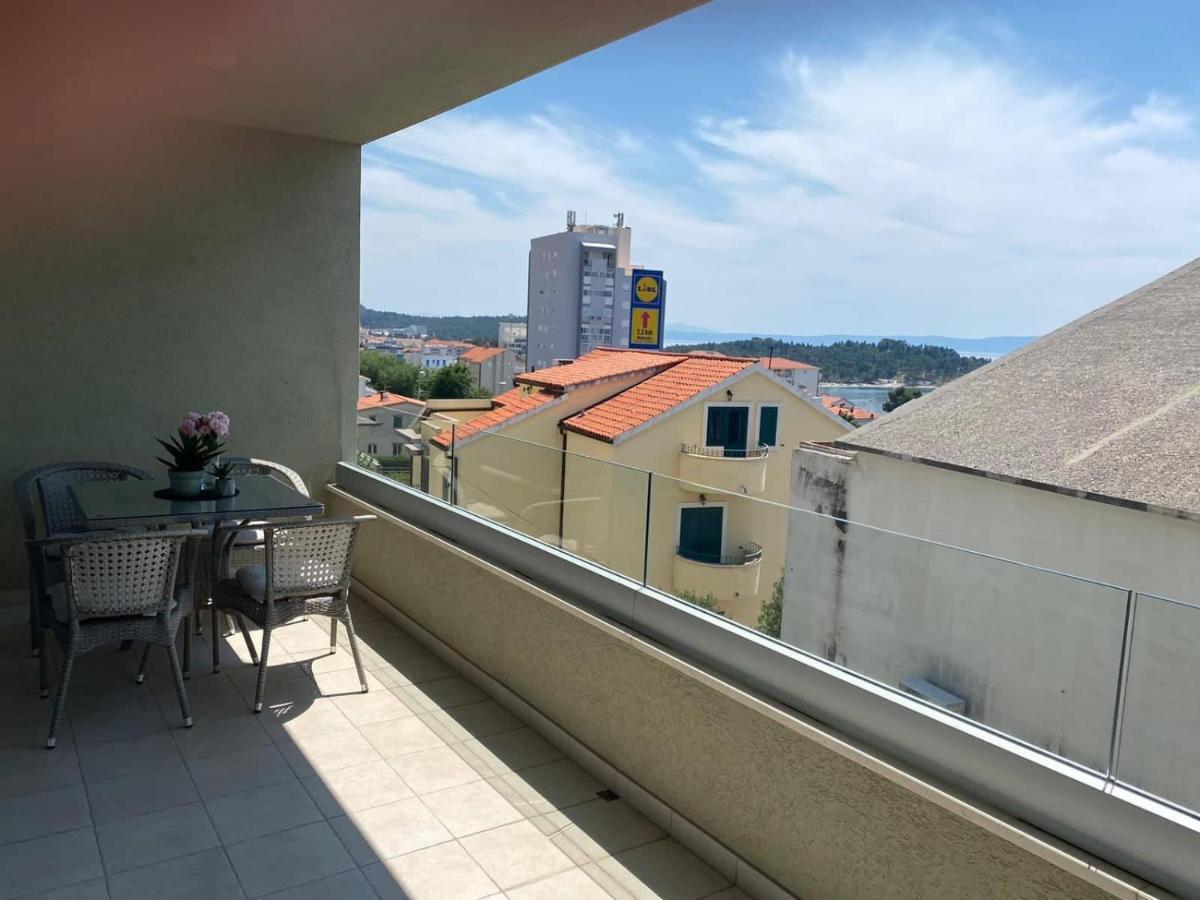 Modern Apartments With Garage Makarska Extérieur photo